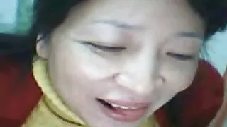금발의 섹시한중년여성을 타고 닭의 백마 포르노 젊은 혼혈하고 동의를 엿