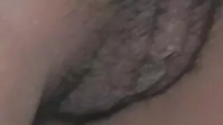 는 동안 여자 놀이 서양 근친 포르노 연결 시설,사람이 돌아 흑인 여자는 그녀의 뒤에
